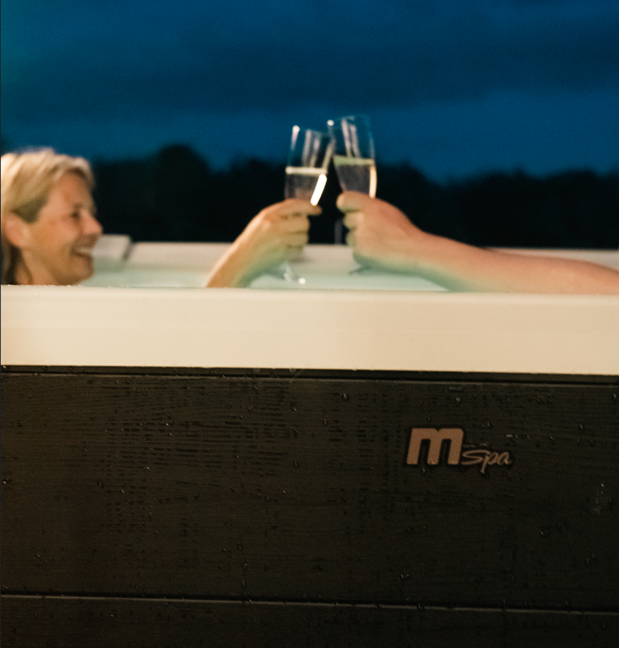 MSpa FRAME OSLO Inflatable Hot Tub Spa with Hydrojets & Bubbles (up to